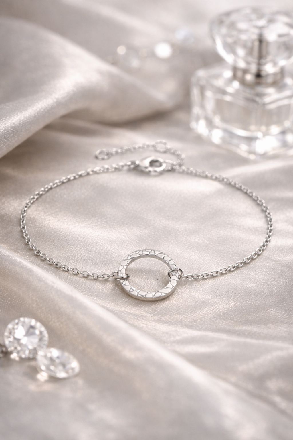 ✨ Bracelet Cercle Éternel